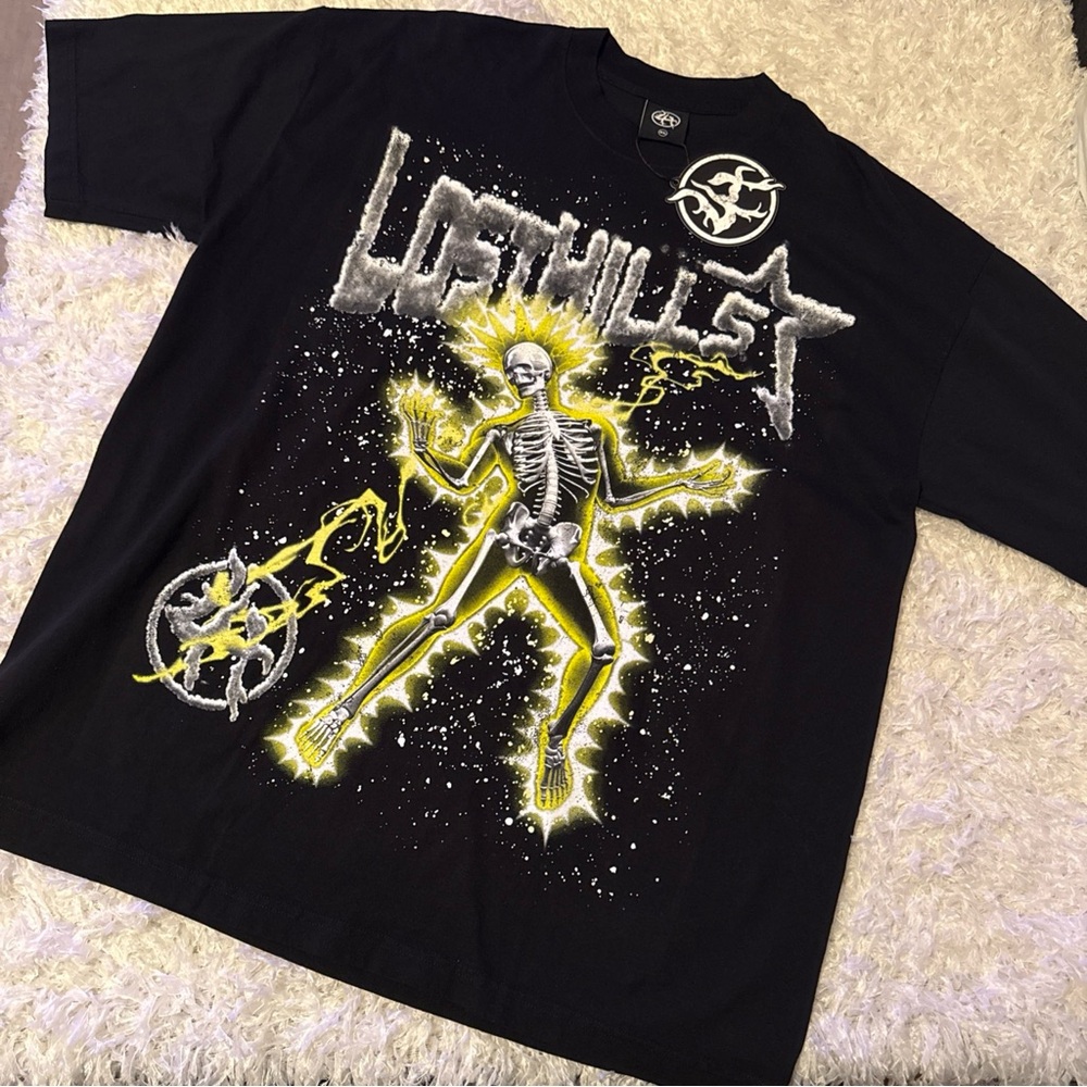 Lost hills Graphic shirt NWT size XL